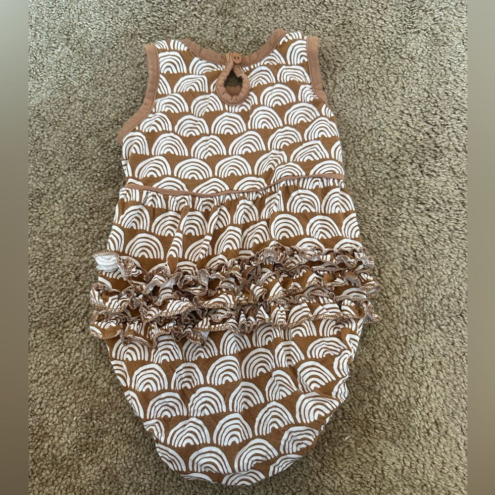 Little sleepies sleevless bubble romper
